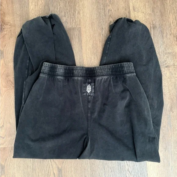 Free People FP Movement Hot Shot Pants - Picture 5 of 5